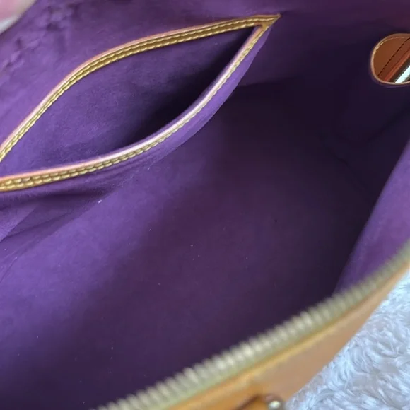 Louis Vuitton Vintage Handbag Yellow Epi Alma Leather (will include storage bag) - Picture 6 of 16